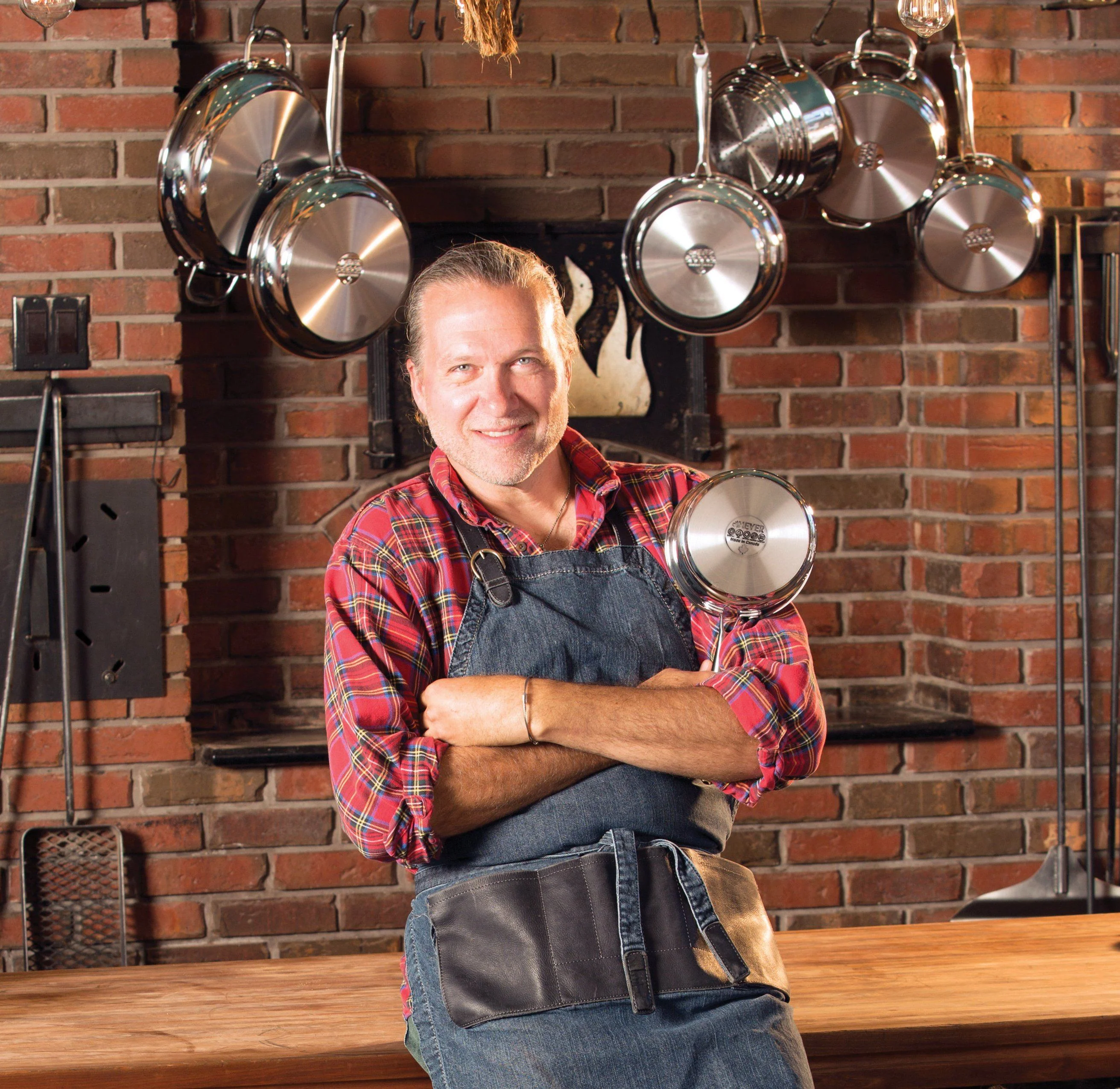 Meyer Confederation Stainless Steel 14L Stock Pot with cover, Made in Canada - Image 4