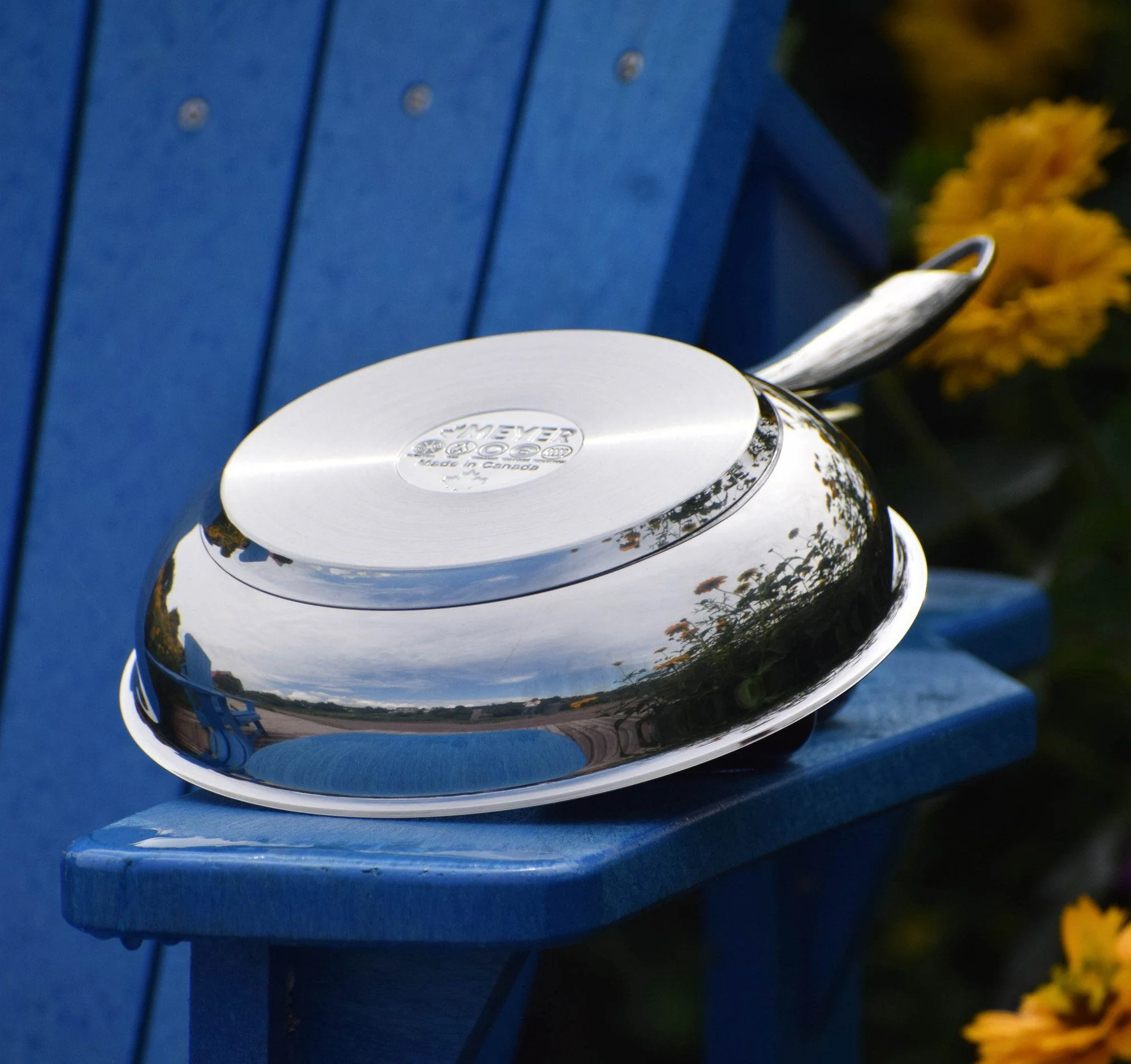 Meyer Accolade Stainless Steel 24cm/9.5" Frying Pan, Skillet, Made in Canada - Image 4