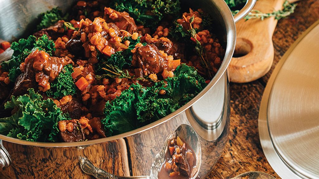 Meyer Accolade Stainless Steel 5L Dutch Oven with cover, Made in Canada - Image 3